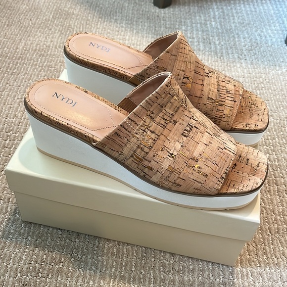 NWOT—NYDJ Cork platform sandals with soft wedge heel—FREE SHIPPING ✈️ new in box - Picture 5 of 7